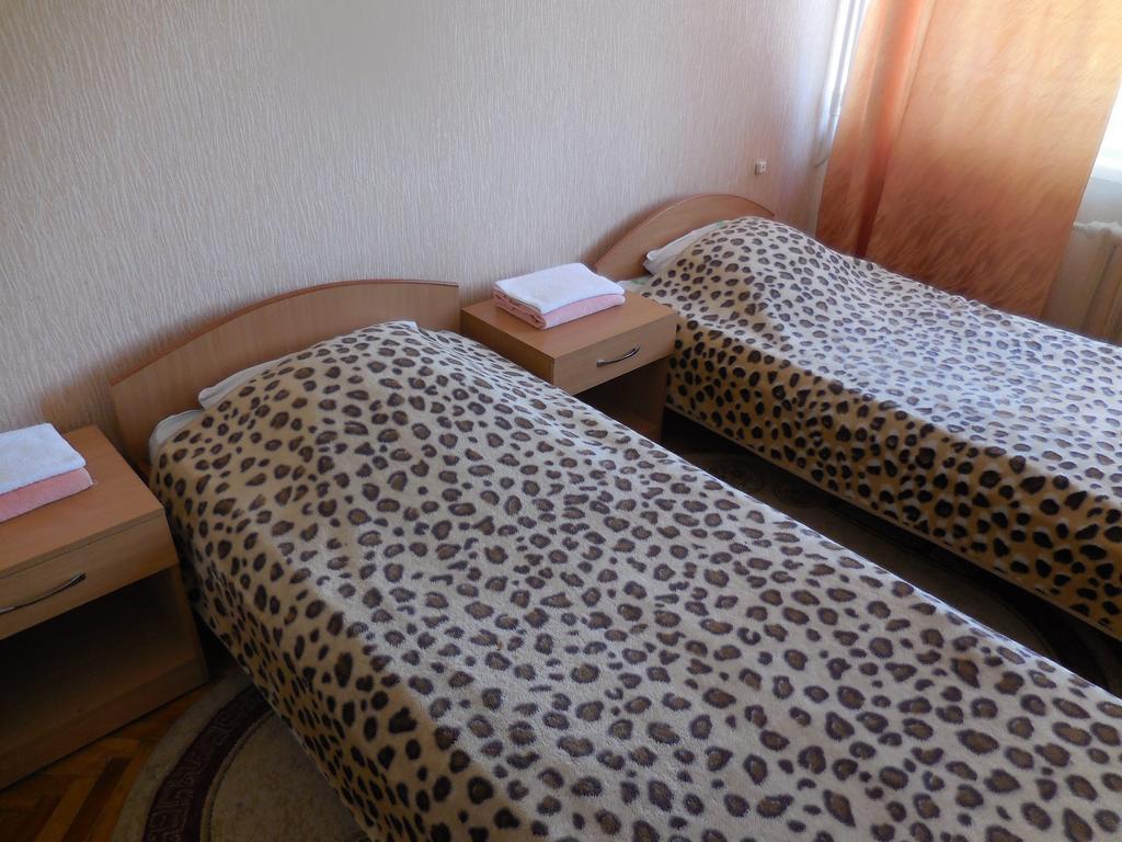 Ust-Kamenogorsk Hotel Ruang foto